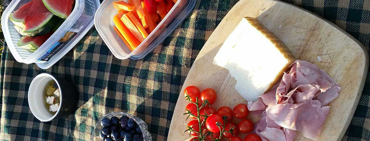 picnic-table